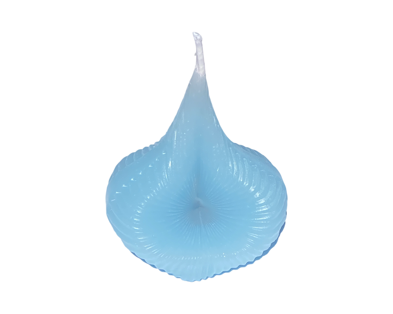 The Blue Destiny Decision Candle is teardrop and spiral shaped. The candle has flowing spiral lines and it has two wicks. The Blue Destiny Decision Candle is on a white background.
